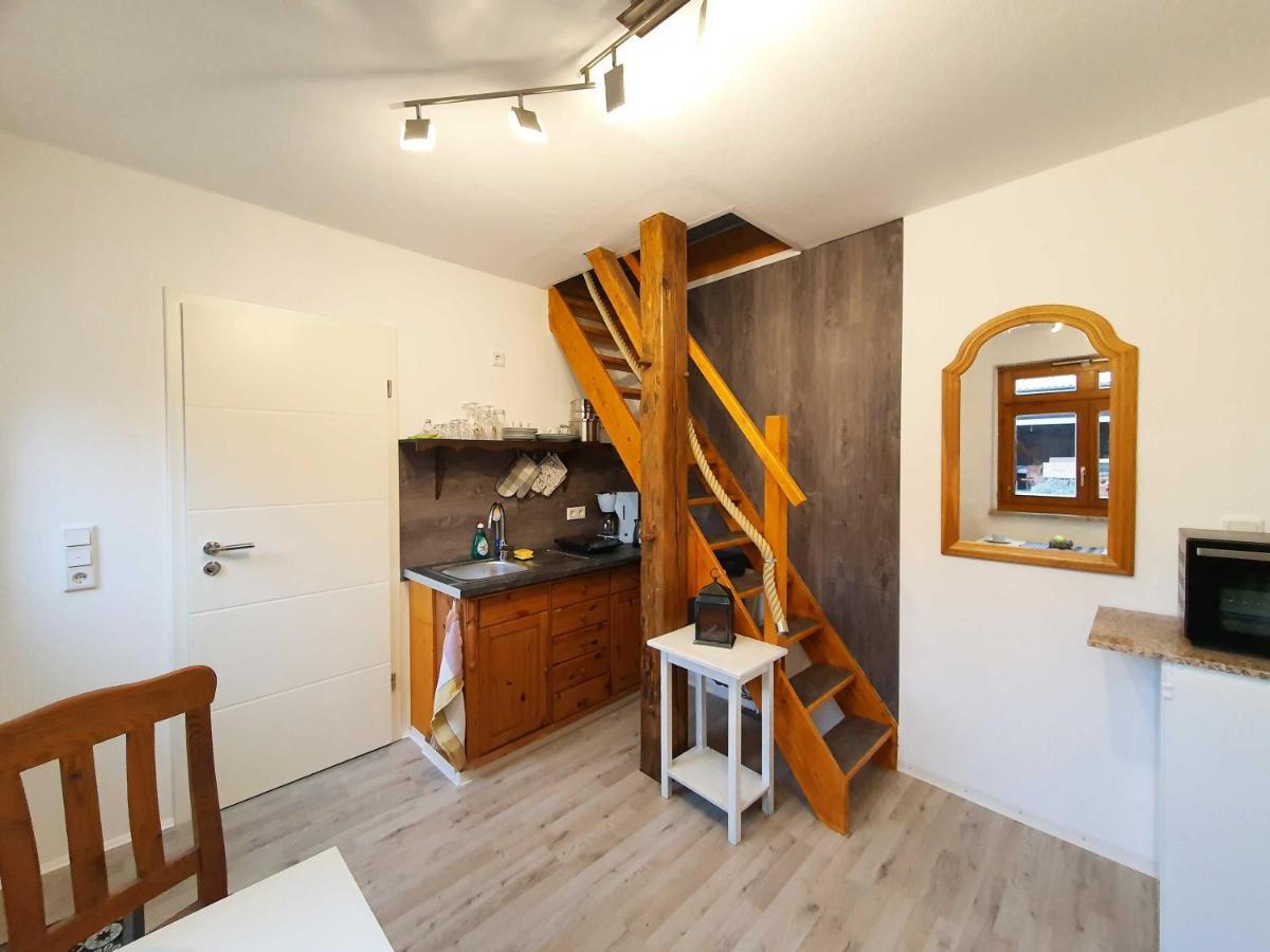 Ferienhaus Rhoener Auszeit Appartement Kaltenwestheim Buitenkant foto