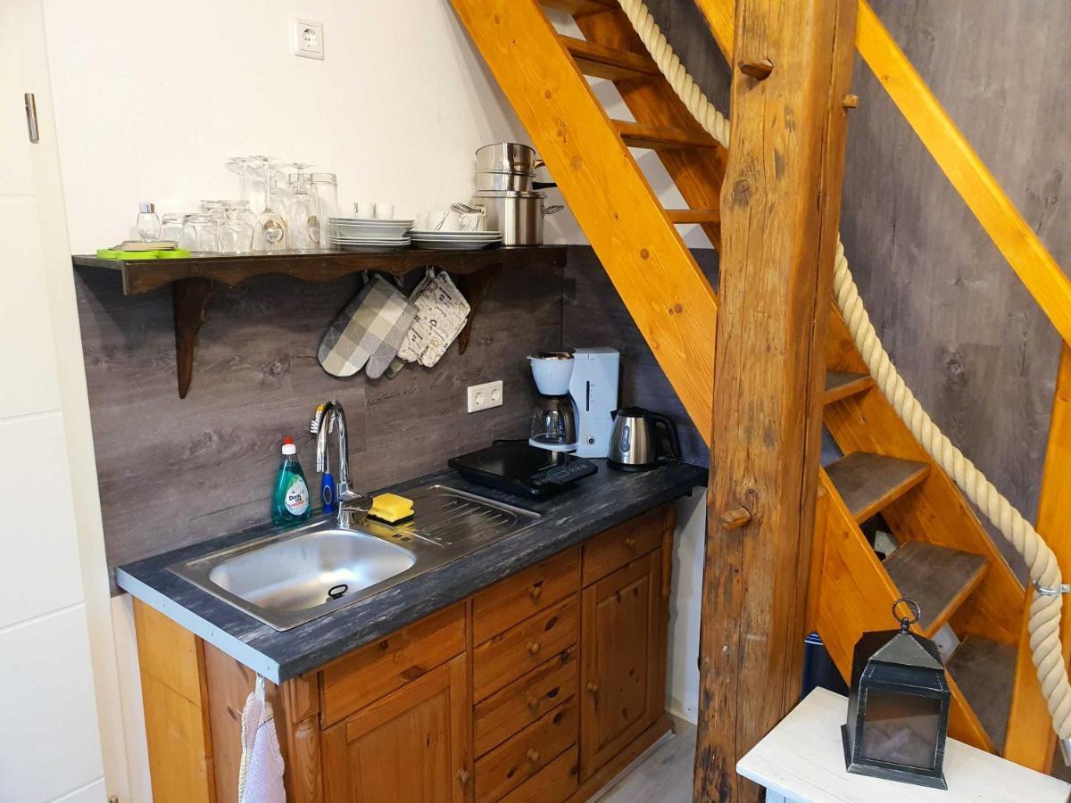 Ferienhaus Rhoener Auszeit Appartement Kaltenwestheim Buitenkant foto